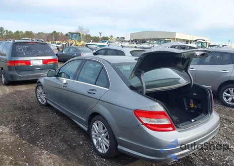 2009 Mercedes-Benz C 300 Luxury 4Matic/Sport 4Matic from USA, damaged, VIN WDDGF81X89R064695